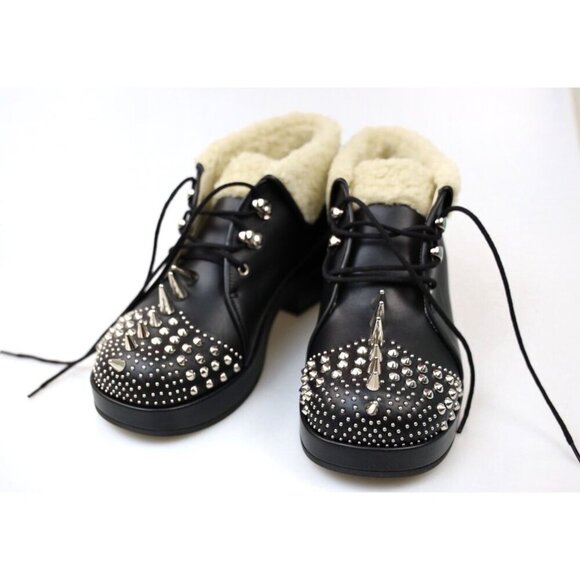 NIB AUthentic Gucci Harlem Studs and Spikes Booties in black size 37 - Picture 1 of 11